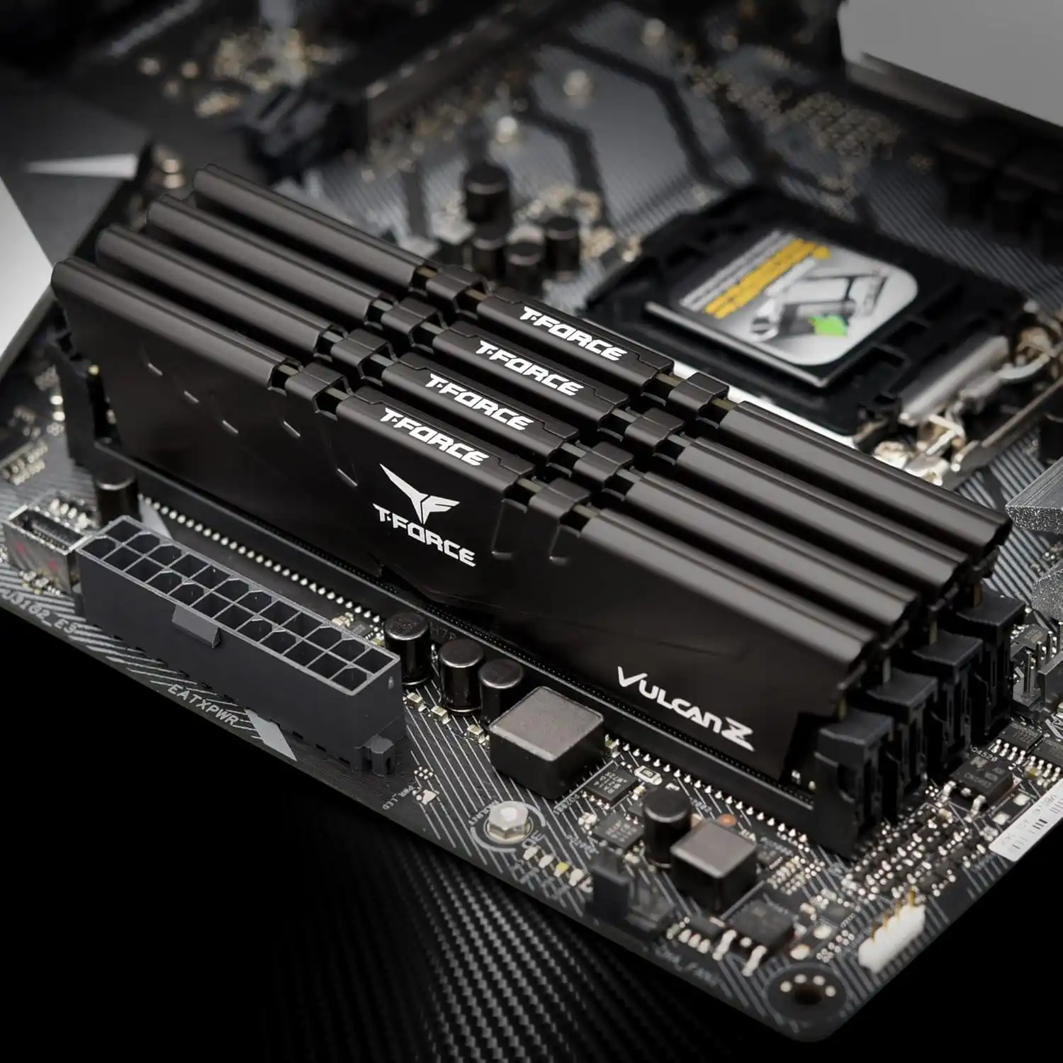 T-Force Vulcan Z Negras 3200 Mhz 16GB (2x8GB) - Imagen 3